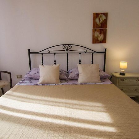 B&B Del Viale Bacu Abis エクステリア 写真